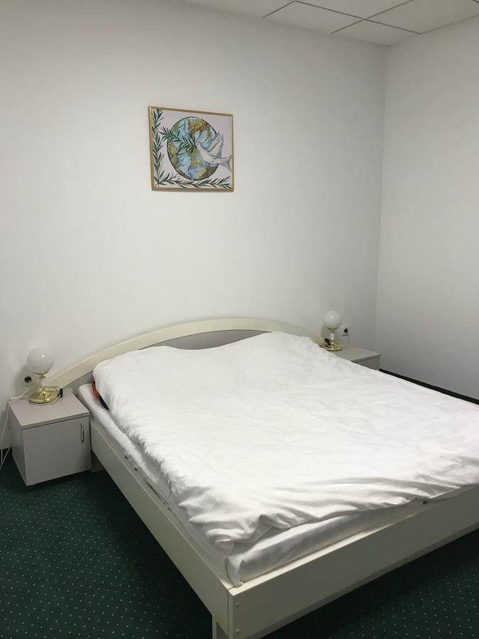 Apartament In Regim Hotelier Bacau Ngoại thất bức ảnh