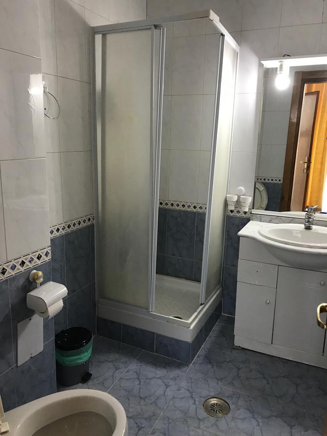 Apartament In Regim Hotelier Bacau Ngoại thất bức ảnh