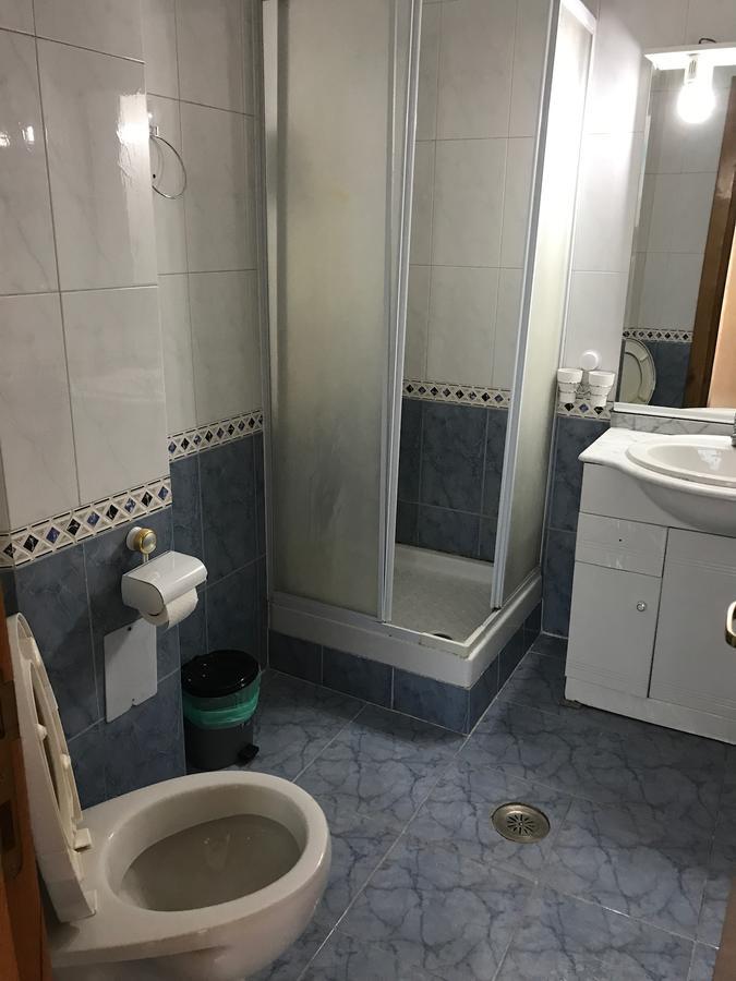 Apartament In Regim Hotelier Bacau Ngoại thất bức ảnh