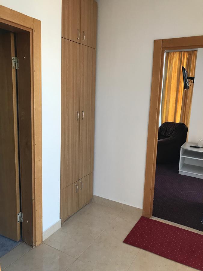 Apartament In Regim Hotelier Bacau Ngoại thất bức ảnh