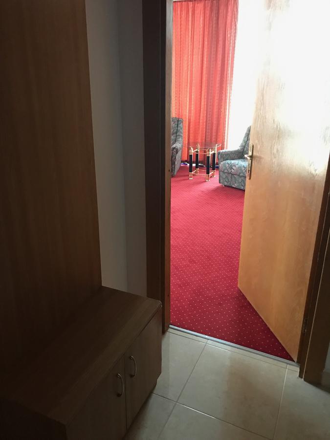 Apartament In Regim Hotelier Bacau Ngoại thất bức ảnh
